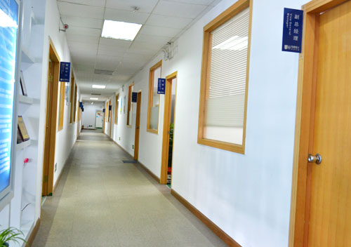 精誠冷庫設備公司明亮寬敞的走廊